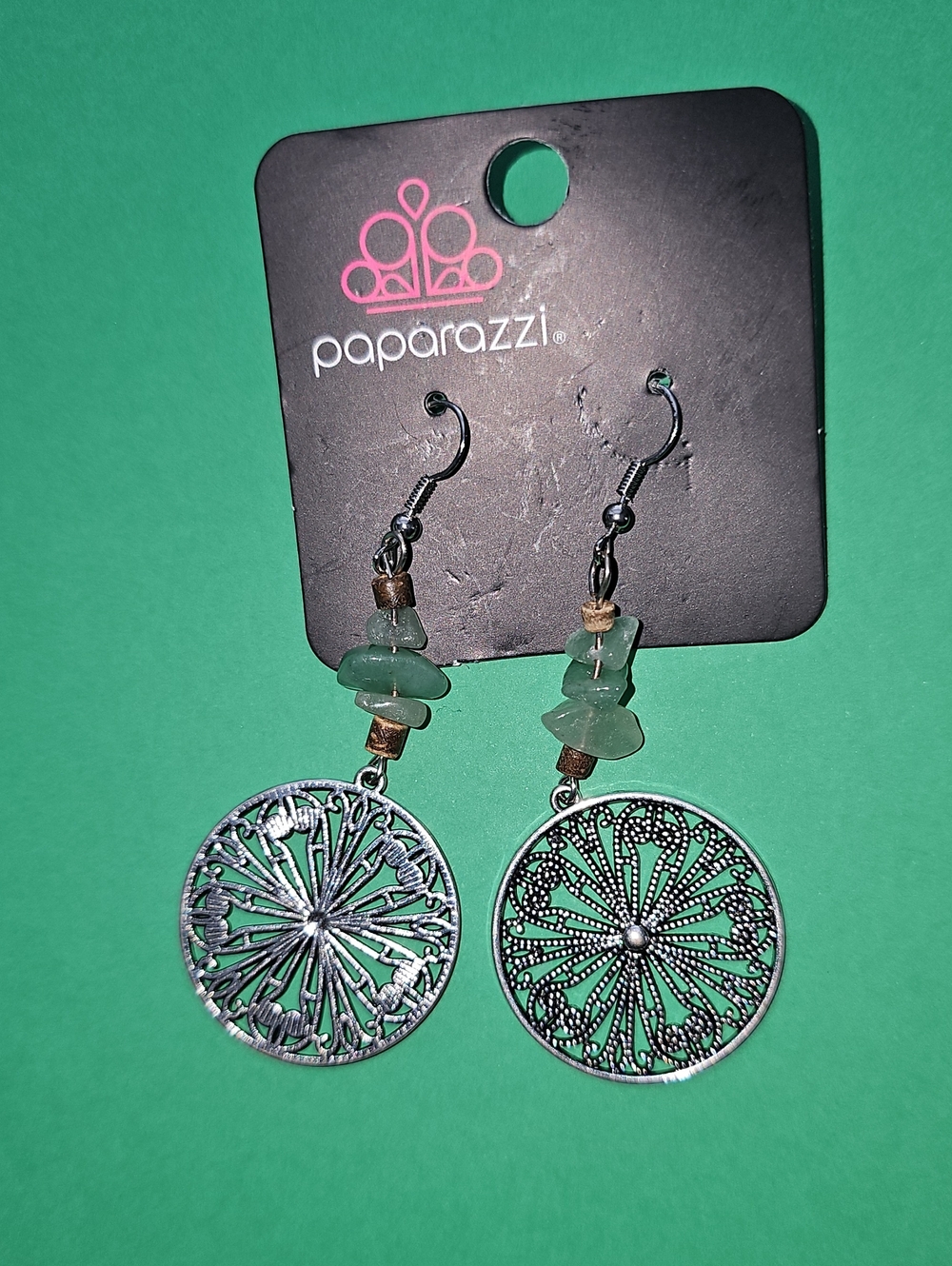 paparazzi Silver Filigree Green Drop Dangle Earrings